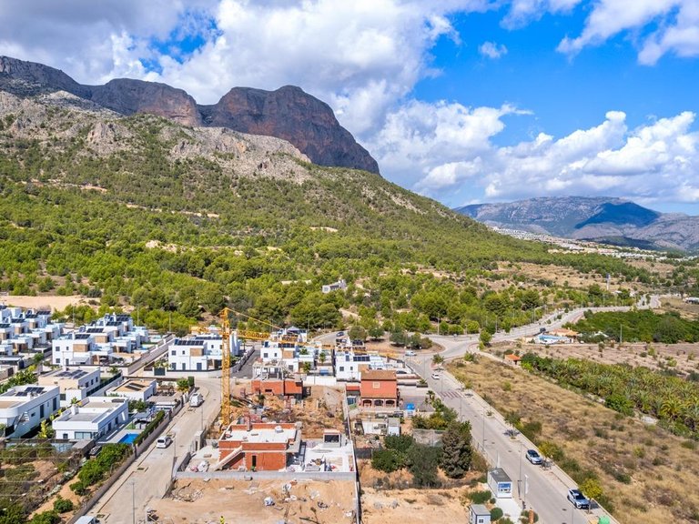 Villa for Sale in Novapolop Polop, Alicante 28