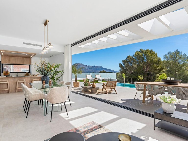 Villa for Sale in Polop, Alicante 27