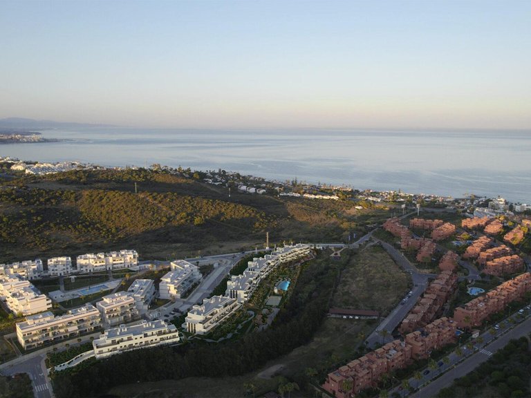 Apartment for Sale in Urb. La Galera, Estepona, Malaga 17
