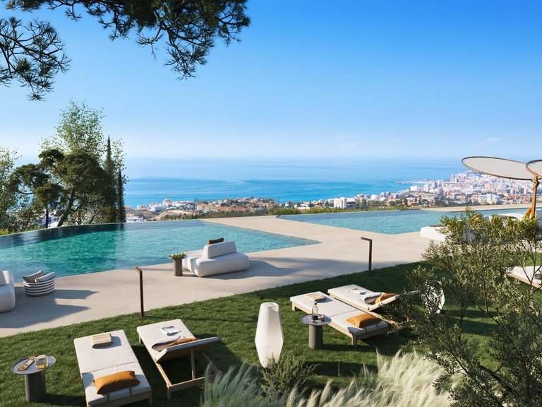 Apartment for Sale in Higueron, Fuengirola, Malaga 1