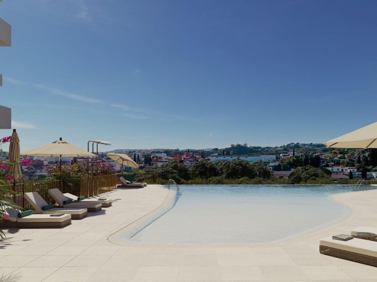 Apartment for Sale in Los Pacos, Fuengirola, Malaga 1