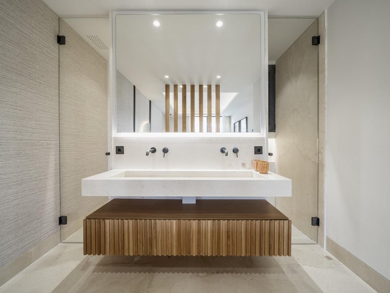 Apartment for Sale in Nueva Andalucia, Marbella, Malaga 22