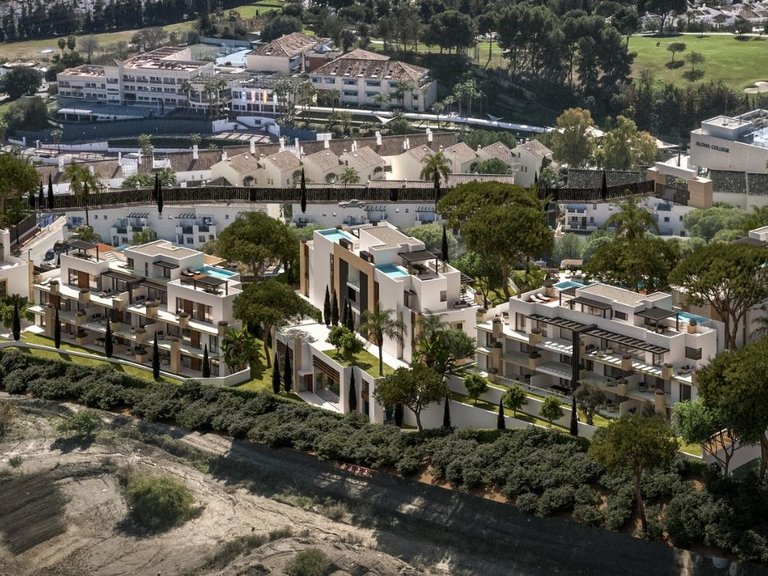 Apartment for Sale in Nueva Andalucia, Marbella, Malaga 3