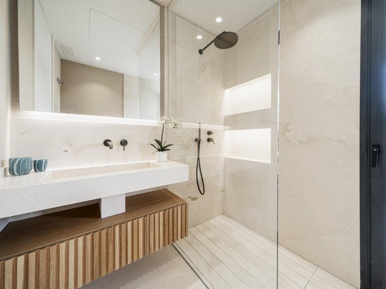 Apartment for Sale in Nueva Andalucia, Marbella, Malaga 18