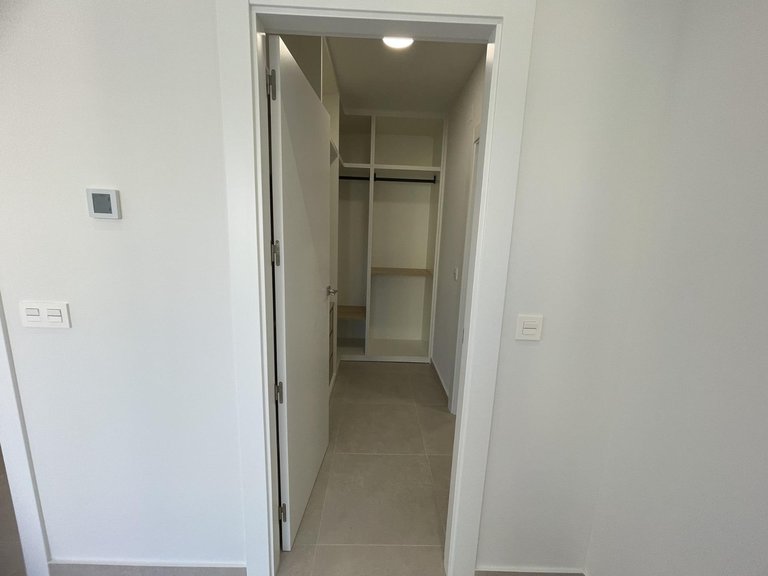 Villa for Sale in Almoradi, Alicante 40