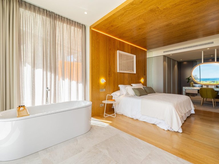 Apartment for Sale in Higueron, Fuengirola, Malaga 9