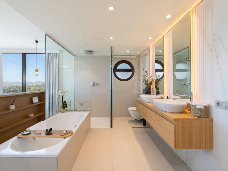 Apartment for Sale in Higueron, Fuengirola, Malaga 11