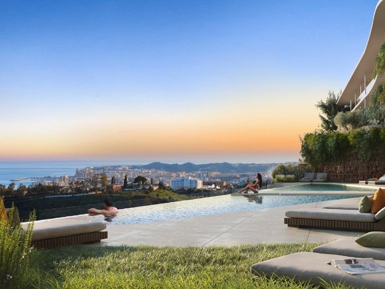 Apartment for Sale in Higueron, Fuengirola, Malaga 2