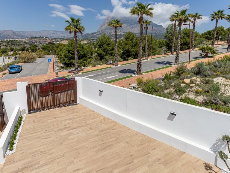 Villa for Sale in Finestrat, Alicante 32