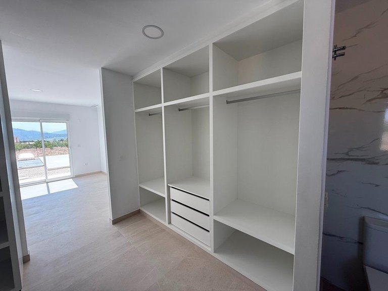 Villa for Sale in Pinoso, Alicante 10