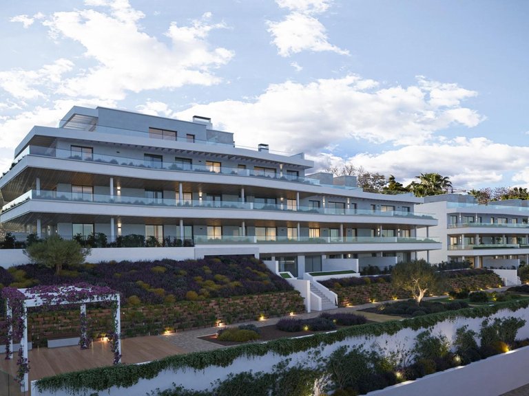 Apartment for Sale in Parque Selwo, Estepona, Malaga 1