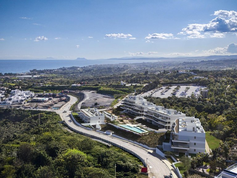 Apartment for Sale in Parque Selwo, Estepona, Malaga 4
