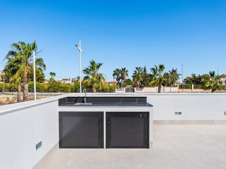 Villa for Sale in Algorfa La Finca Golf Resort, Alicante 31