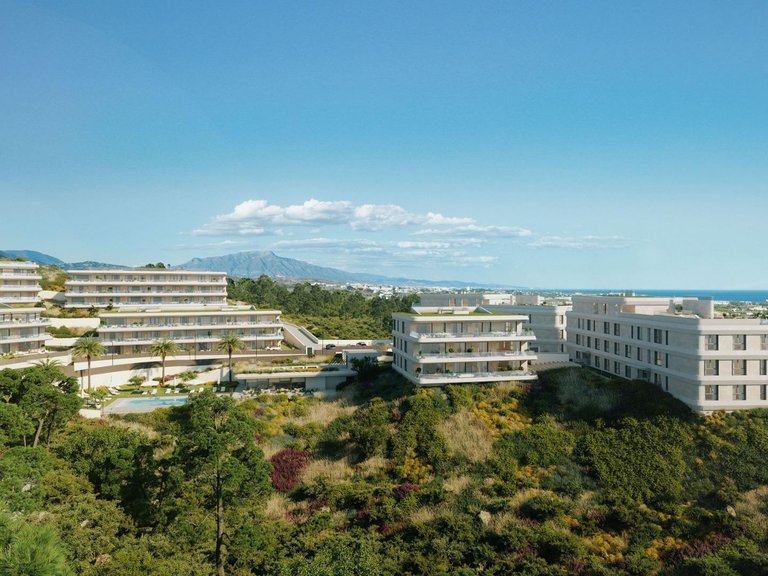 Apartment for Sale in Parque Selwo, Estepona, Malaga 1