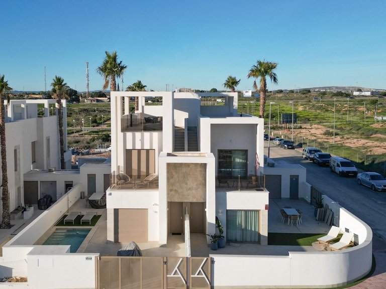 Town House for Sale in Los Alcazares La Serena Golf, Murcia 23