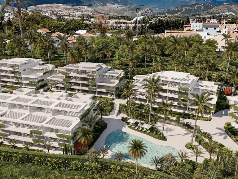 Apartment for Sale in Playa del Padrón, Estepona, Malaga 1