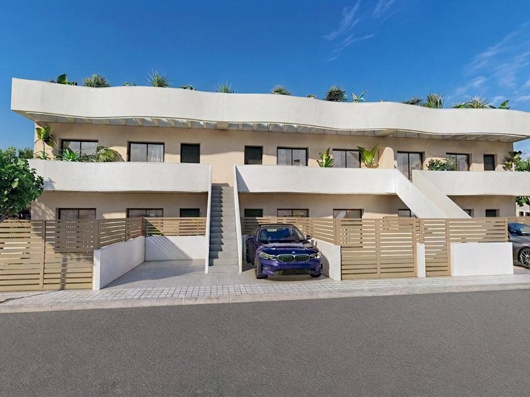 Villa for Sale in Parques De Andromeda Pilar De La Horadada, Alicante 1