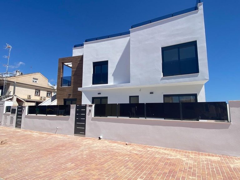 Villa for Sale in El Salero San Pedro Del Pinatar, Murcia 32