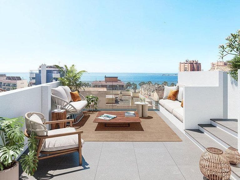 Villa for Sale in Playa de la Malagueta, Málaga, Malaga 1