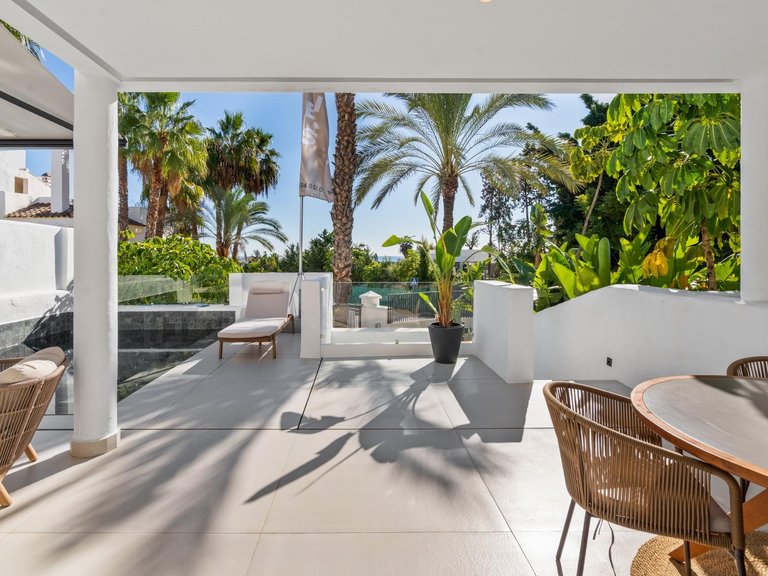 Apartment for Sale in El Paraíso, Estepona, Malaga 3