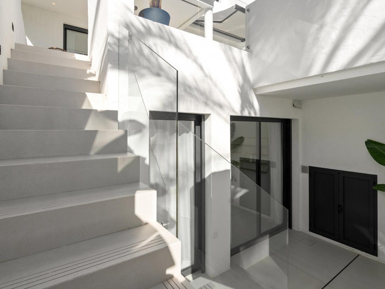 Apartment for Sale in El Paraíso, Estepona, Malaga 29