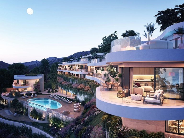 Villa for Sale in Lomas del Higueron, Fuengirola, Malaga 4