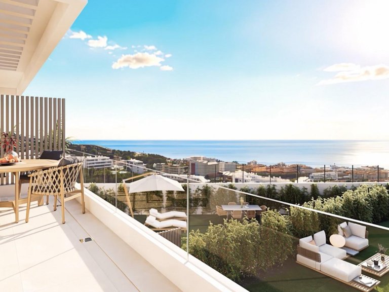 Villa for Sale in Higueron, Fuengirola, Malaga 1
