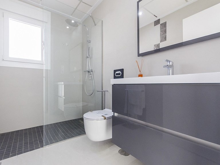 Villa for Sale in La Herrada Los Montesinos, Alicante 41
