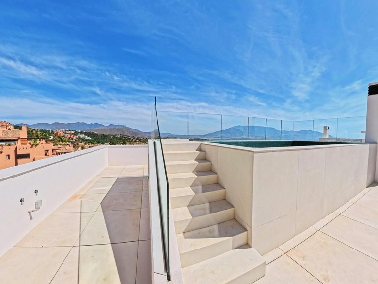 Apartment for Sale in Ojen, Malaga 34