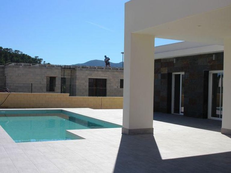 Villa for Sale in La Romana, Alicante 17