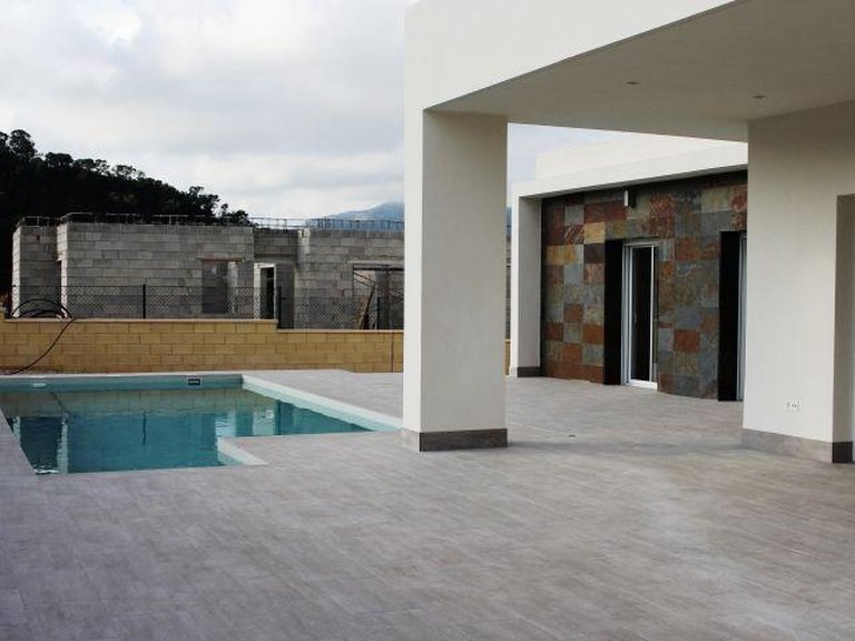 Villa for Sale in La Romana, Alicante 19