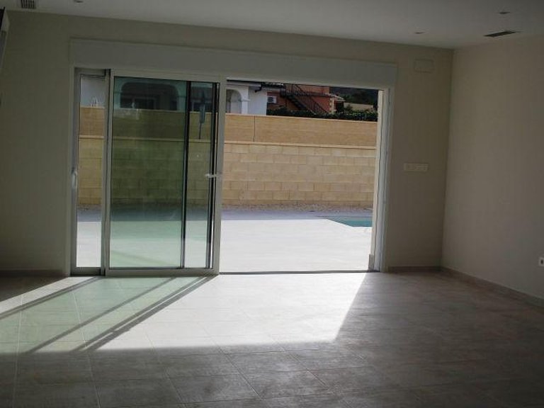 Villa for Sale in La Romana, Alicante 21