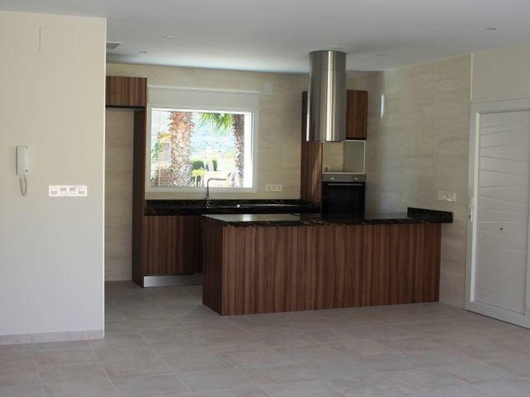 Villa for Sale in La Romana, Alicante 4