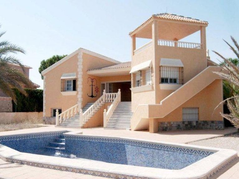 Villa for Sale in La Manga Del Mar Menor, Murcia 2