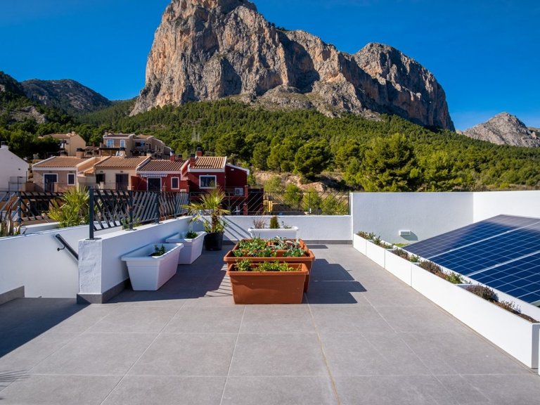 Villa for Sale in Polop, Alicante 5