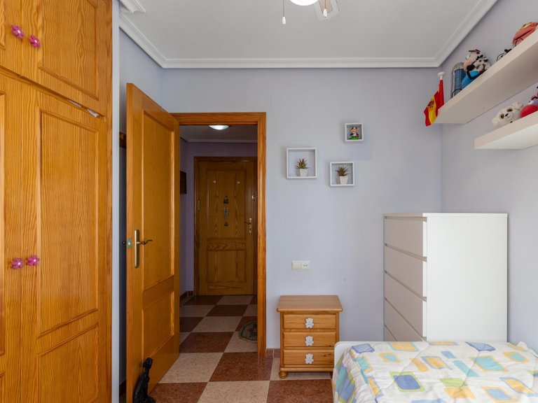 Apartment for Sale in Torrevieja, Alicante, 16
