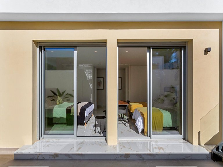 Villa for Sale in Torrevieja, Alicante, 41
