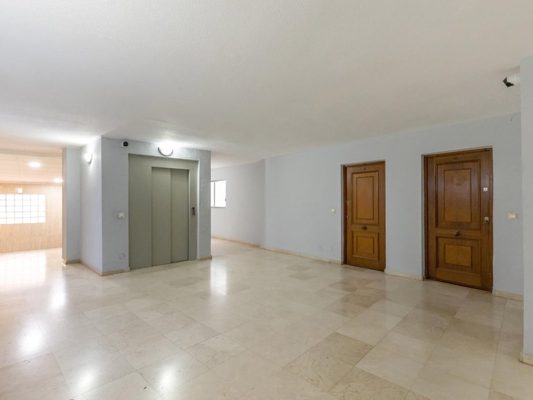 Apartment for Sale in Torrevieja, Alicante, 26