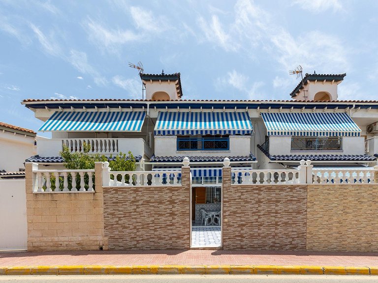Villa for Sale in Torrevieja, Alicante, 1