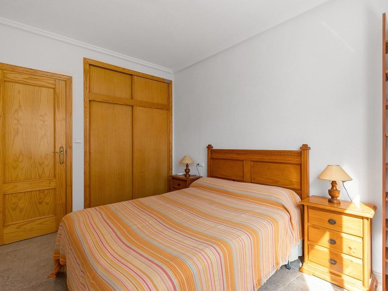 Apartment for Sale in Torrevieja, Alicante, 13