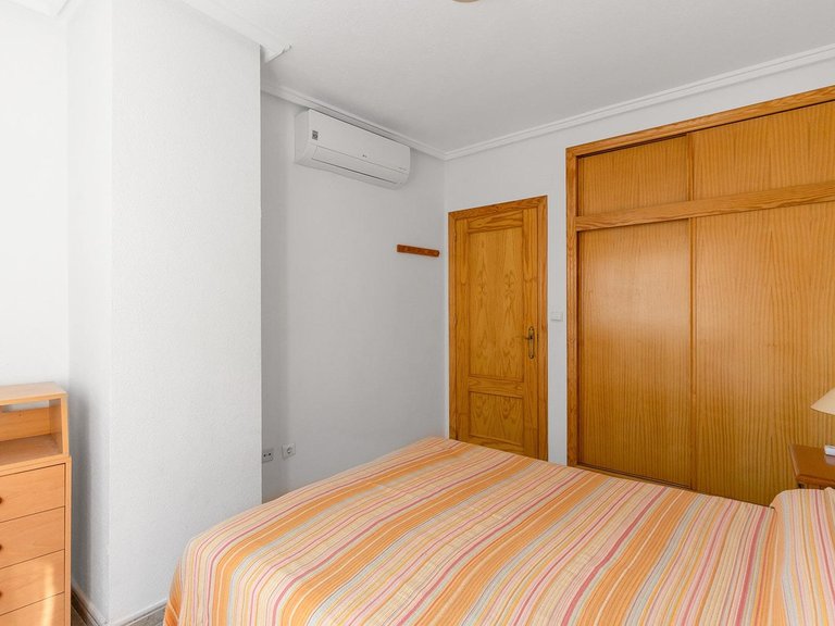 Apartment for Sale in Torrevieja, Alicante, 15