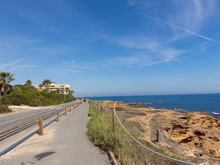 Apartment for Sale in Torrevieja, Alicante, 28