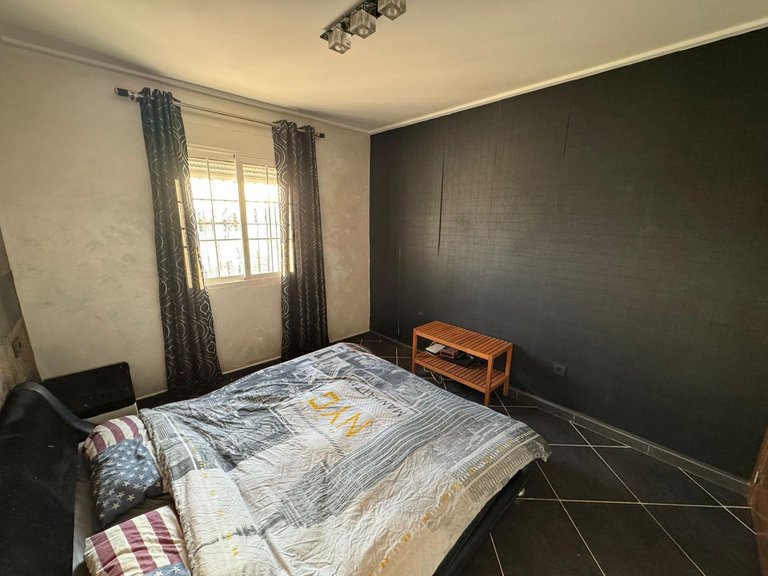 Villa for Sale in Torrevieja, Alicante, 27