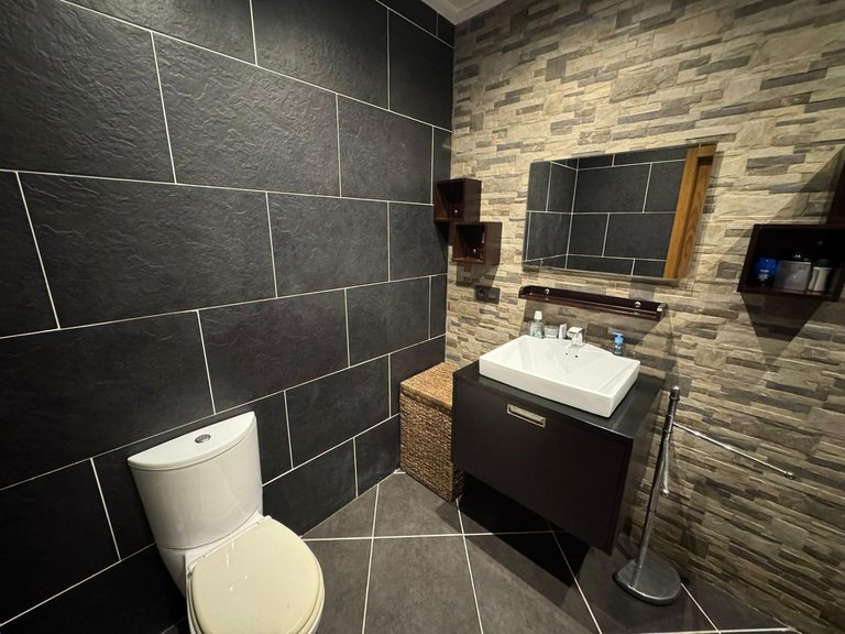 Villa for Sale in Torrevieja, Alicante, 33