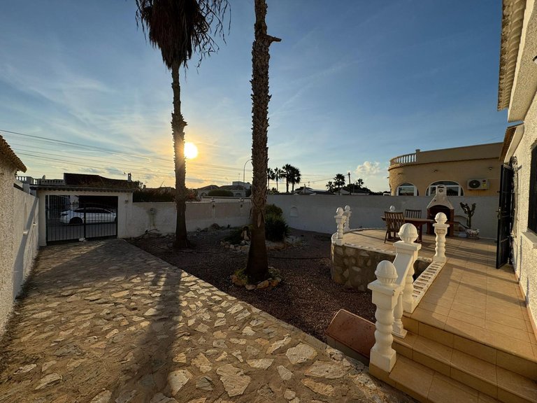 Villa for Sale in Torrevieja, Alicante, 7