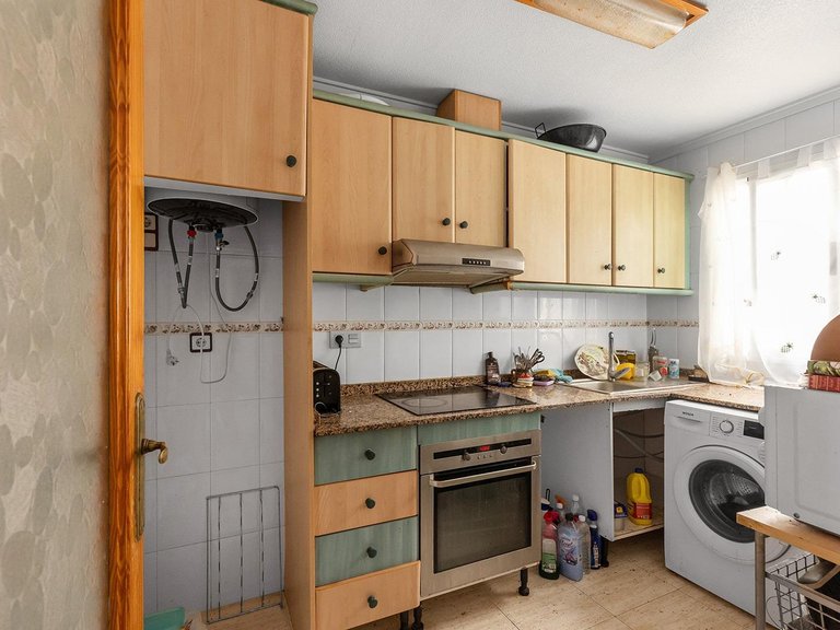 Apartment for Sale in Torrevieja, Alicante, 11