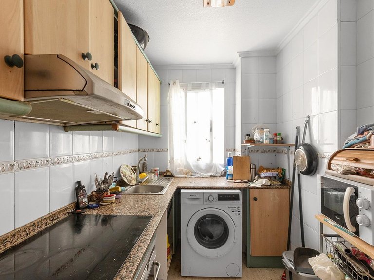 Apartment for Sale in Torrevieja, Alicante, 12