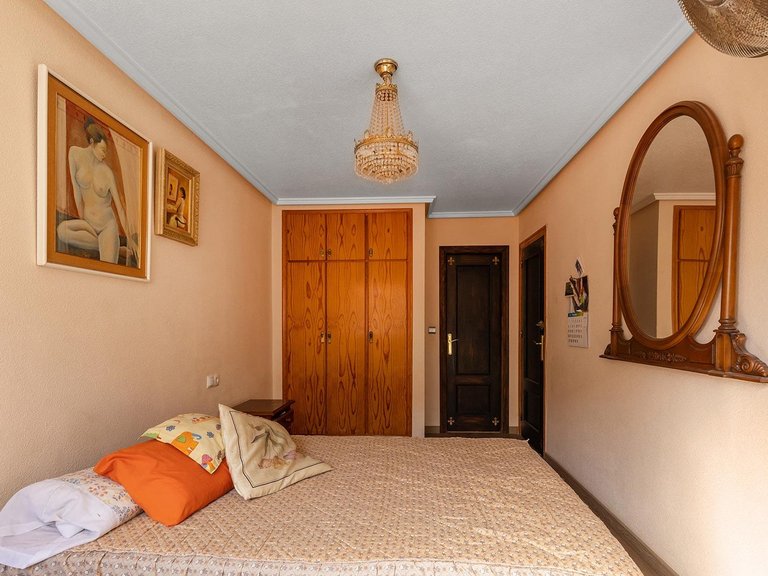 Apartment for Sale in Torrevieja, Alicante, 13