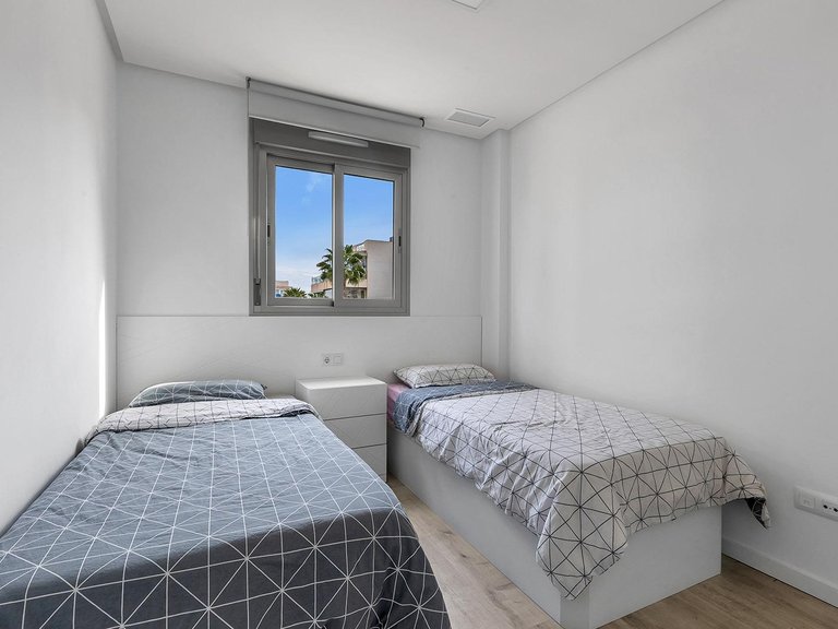 Apartment for Sale in Orihuela Costa, Alicante, 18