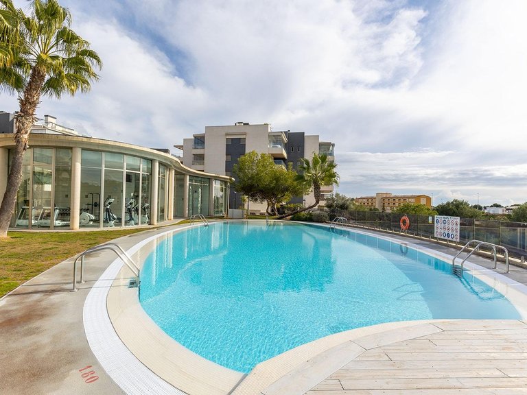 Apartment for Sale in Orihuela Costa, Alicante, 33